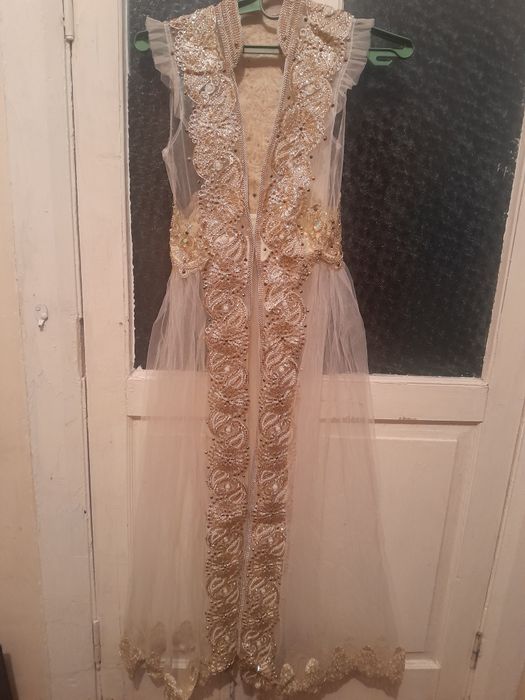 Национальная накидка с платьем