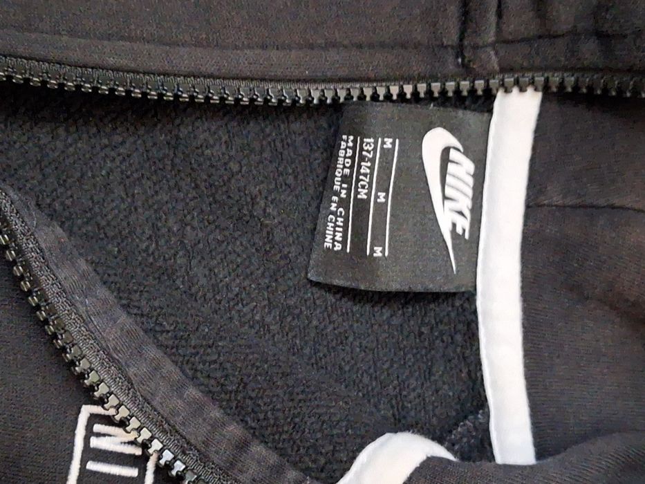 Nike суичър 137-147