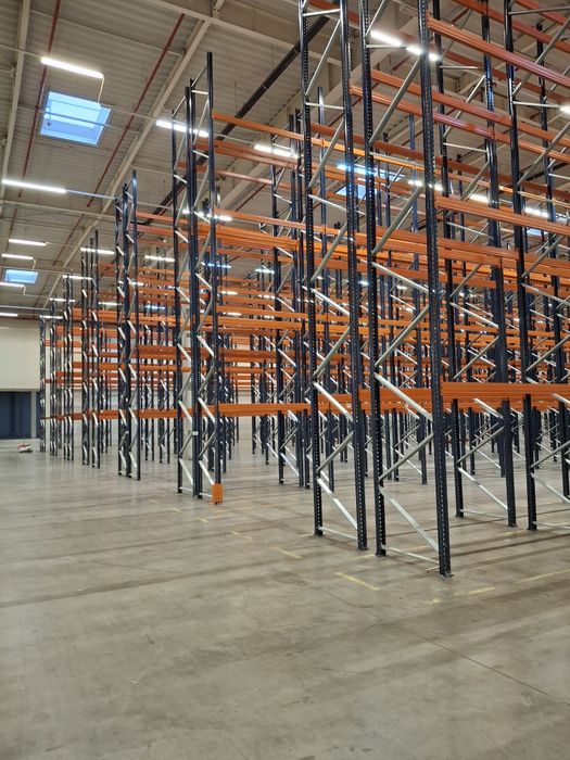 Rafturi metalice industriale