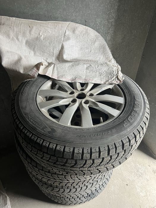 R17 5/114.3 диски с резиной зима