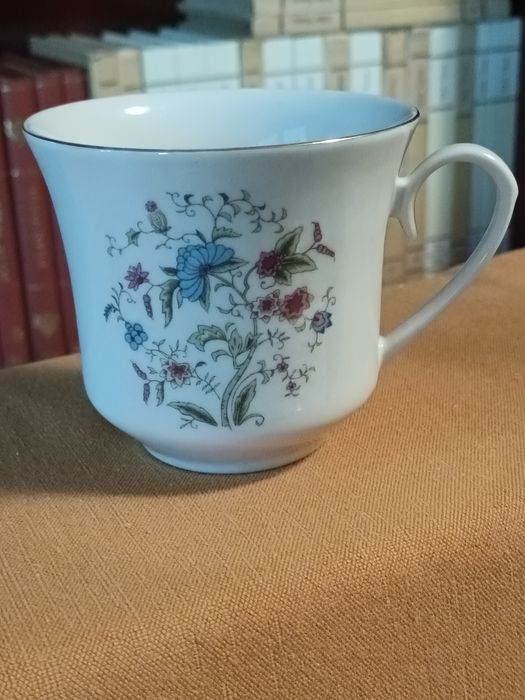 Seturi vase din portelan fin, negociabil!