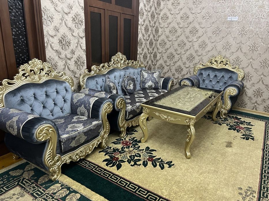 Мягкая диван на заказ и доставка бесплатно