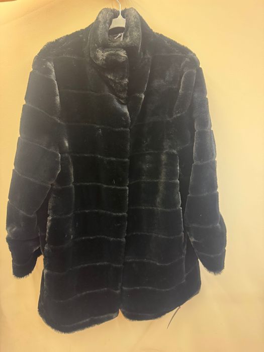 Луксозно черно палто