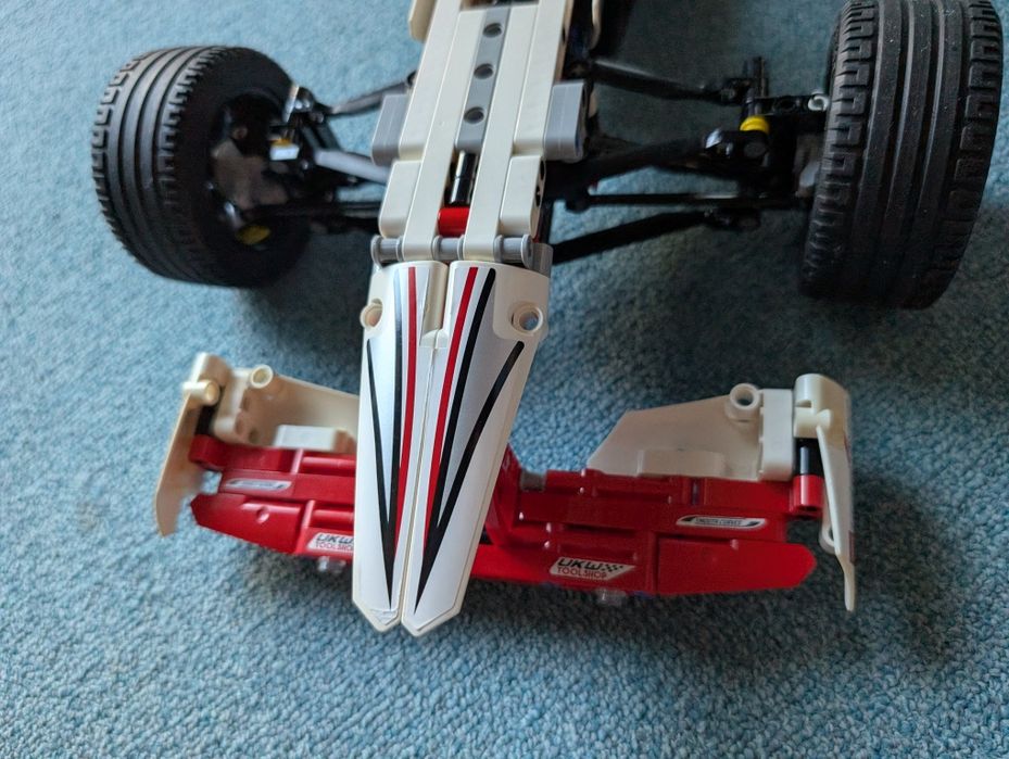 Lego Technic 42000 - Grand Prix Racer