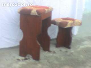 Scaune din lemn/Scaun (Taburet)