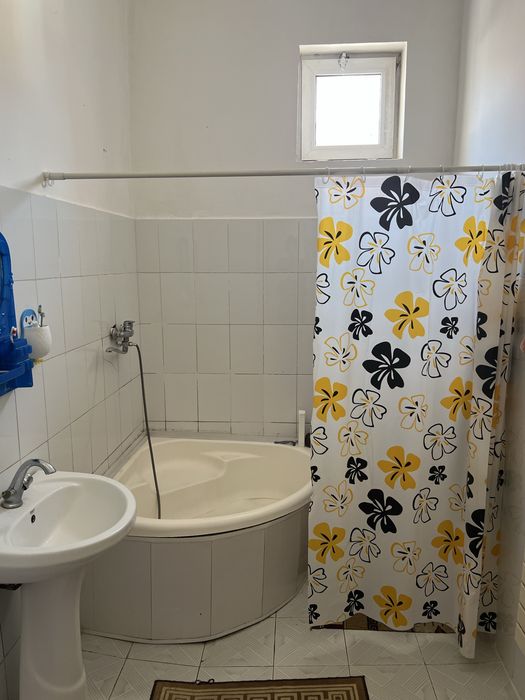 Коттедж Сотилади