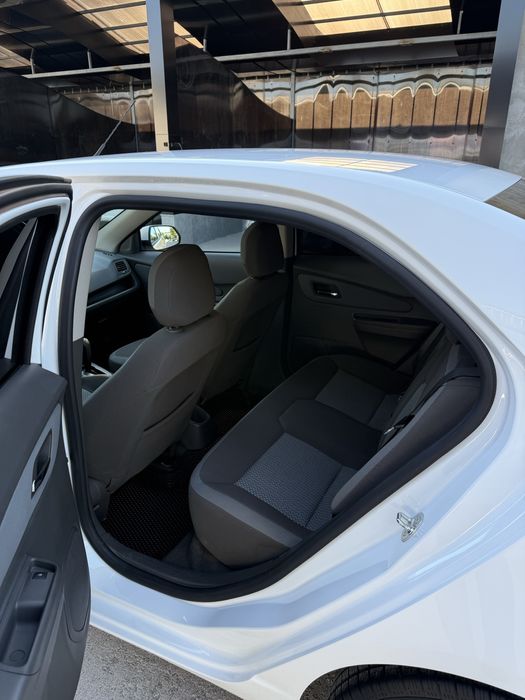 Chevrolet Cobalt 2025 — 7