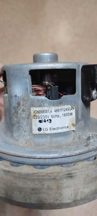 Продам двигатели от пылесоса