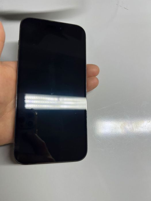 продам Apple 14 pro max