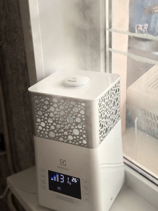 Продам увлажнитель воздуха Electrolux