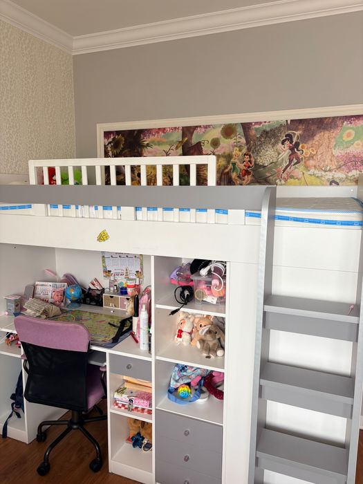 Детско легло със бюро