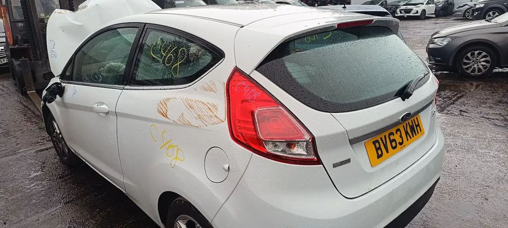 Dezmembrari / Dezmembrez Ford Fiesta 6 facelift 1.0 Ecoboost M1JE cutie viteze manuala cod culoare Frozen White