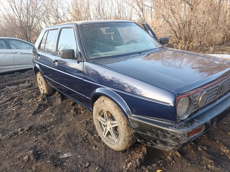 Продаю Volkswagen GOLF 2