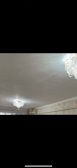 Срочно продам люстры