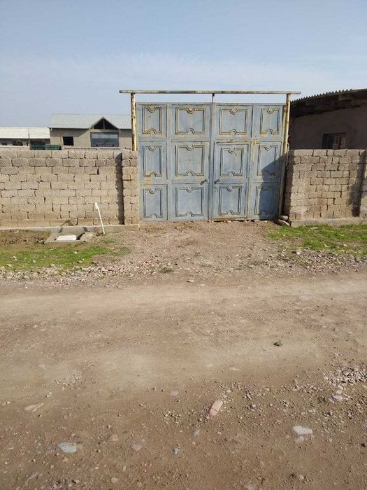 Продаётся участок 4 сотки в г. Нуравшан (Тойтепа) с кадастром