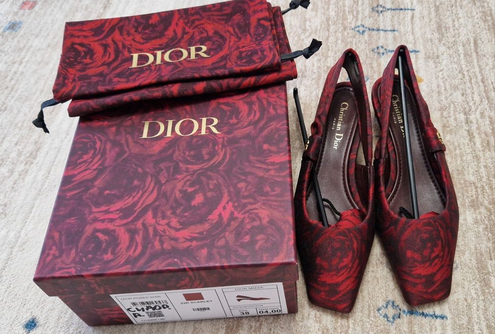Новые слингбэки  Christian Dior (оригинал), с