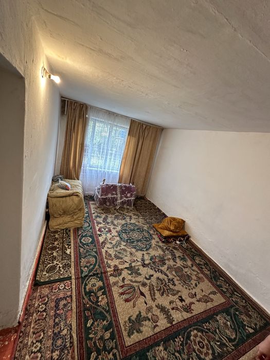 Бір бөлмелі үй сатылады.