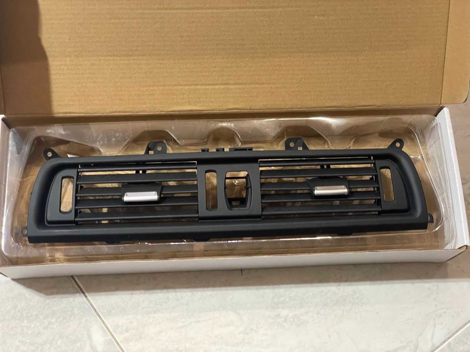 Въздуховод климатик климатроник решетка духалка за БМВ ф10 BMW F10 F11