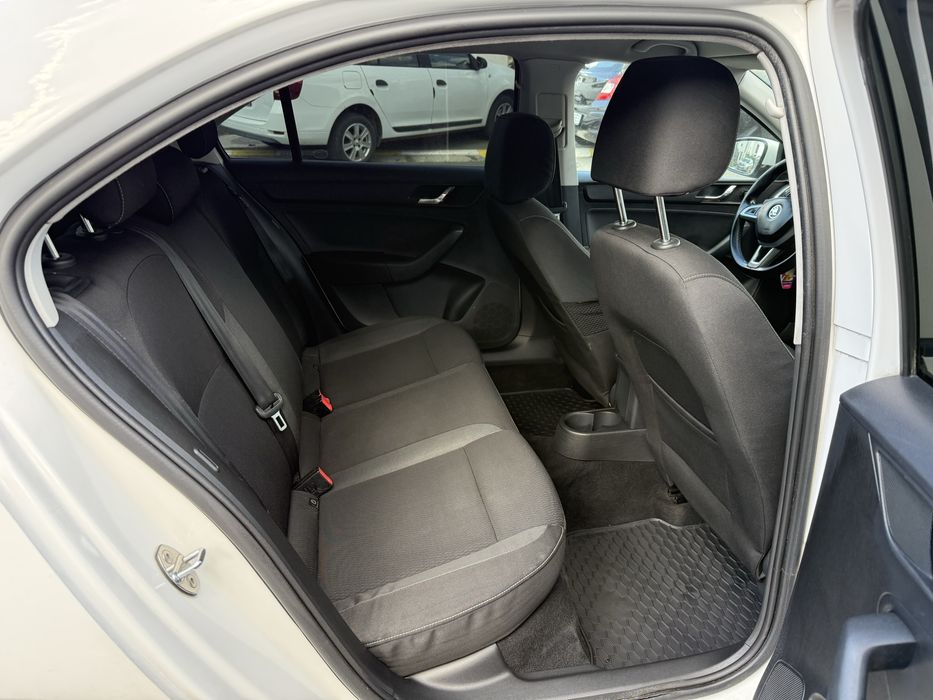 Vand Skoda Rapid Elegance •2016•