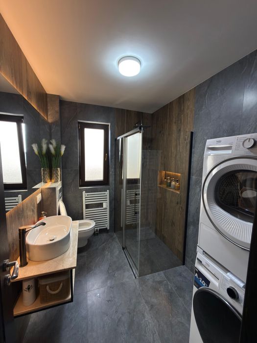 Vand apartament 3 camere Valea Lupului