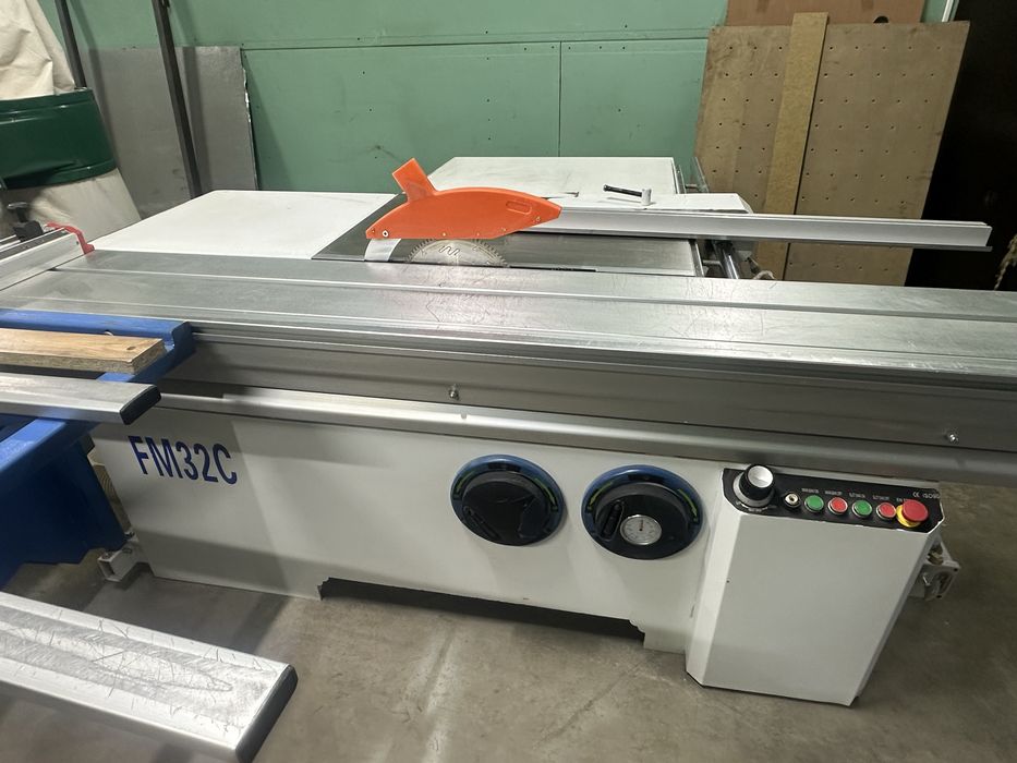 Форматно раскроечный станок