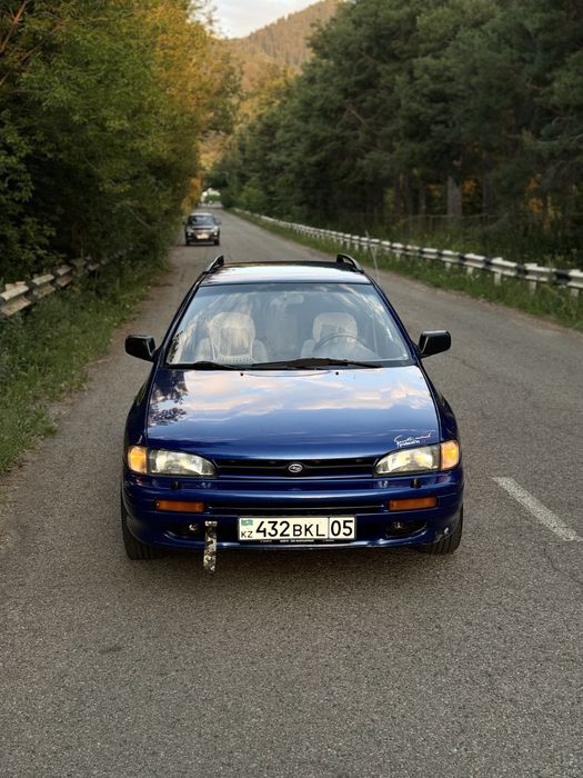 Продам машину subaru impreza  1994