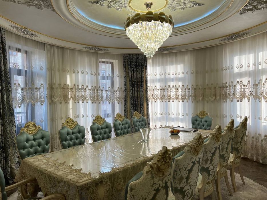 Продаю свою квартиру в Parisien 4комн