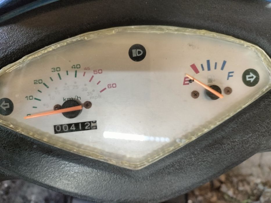 Продам скутер рессер 80