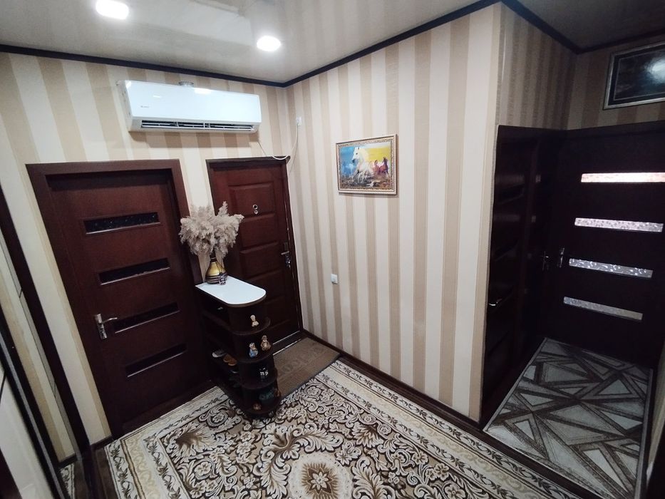 Кибрай тумани салар шахарчаси селекция 4 хона квартира