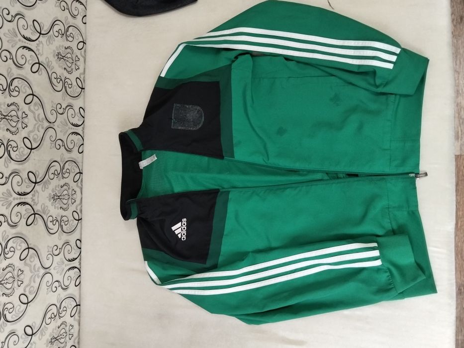Продам джинсовку Zara originalи пару кофт