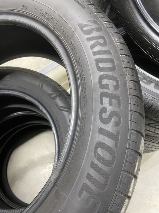 Продам летние шины Bridgestone 235/60/18