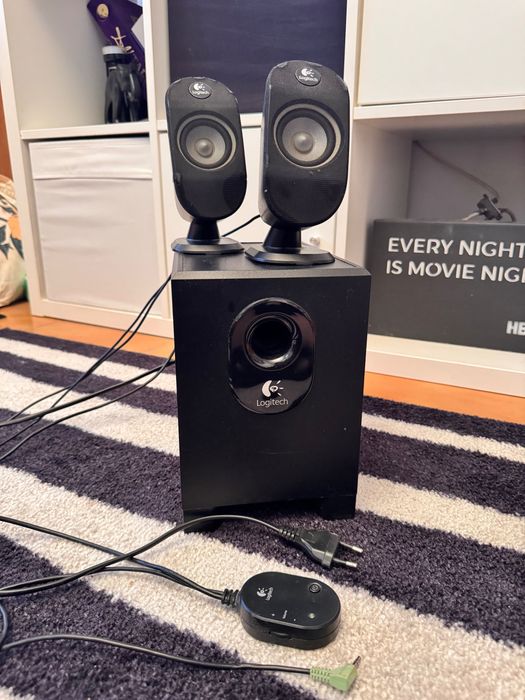 Sistem Logitech 2.1
