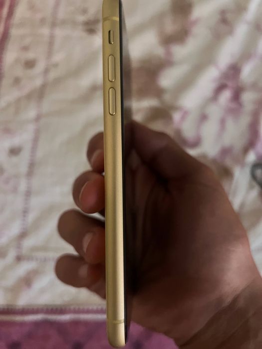 Iphone XR 128gb KH/A 76%yomkist ochilmagan telefon