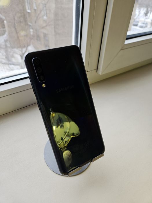 Продаю Самсунг А50