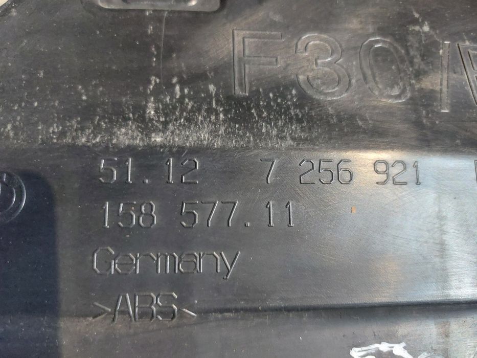 Suport bară spate BMW F30