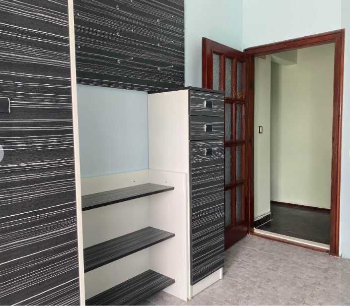 Продава се Четиристаен апартамент в Варна, Възраждане 4 - 113 кв.м за 1372 €/кв.м - Снимка #4