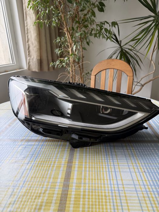 Десен фар audi a4 b9 US вариант FULL LED
