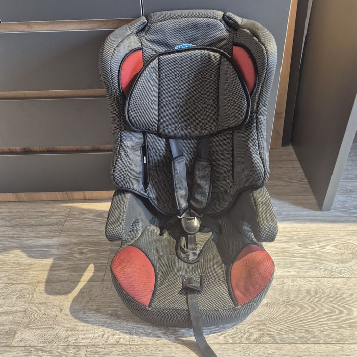 Продам автокресло