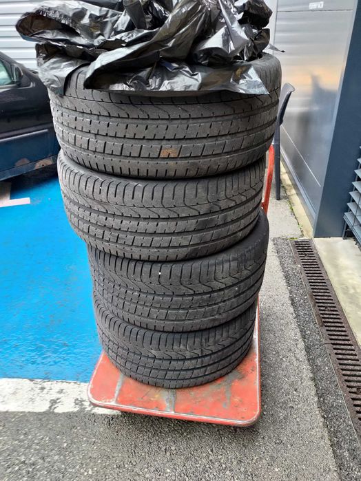 Оригинални Джанти AMG 19 Спорт Пакет Mercedes с гуми Pirelli ДОТ 08/21