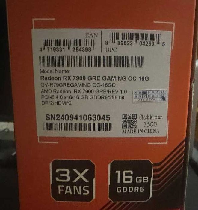 Gigabyte Radeon RX 7900 GRE Gaming OC 16G
