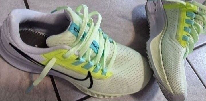 Nike AIr Zoom Pegasus 38 дамско 39номер