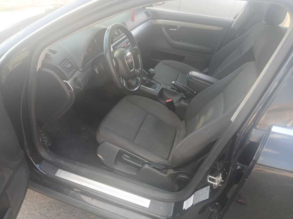 Vând mașină audi a4 1.6 benzina