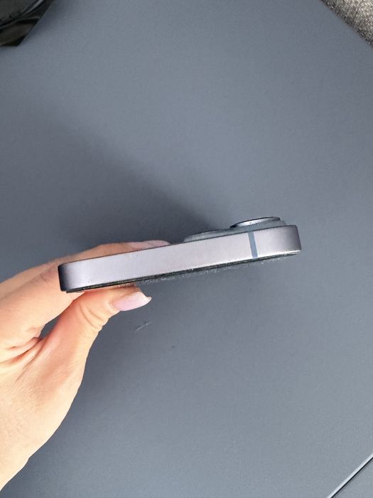 Продам Iphone 14 256ГБ