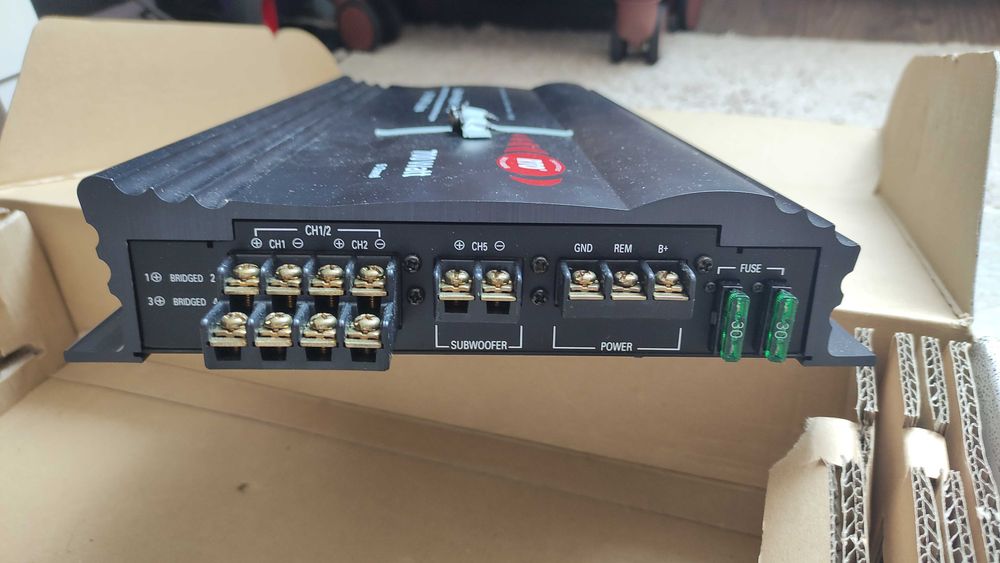 5 канален усилвател за кола Black Magic AMP SX-8002 plus  700W