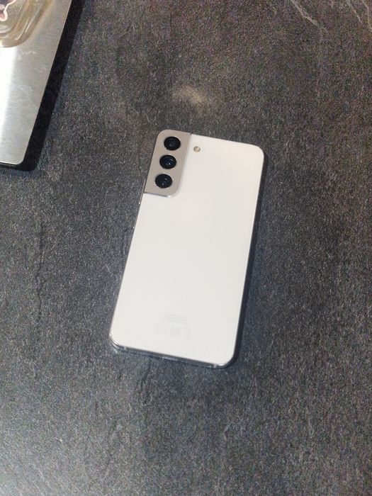Telefon Samsung S22 perfect funcțional  - 256G