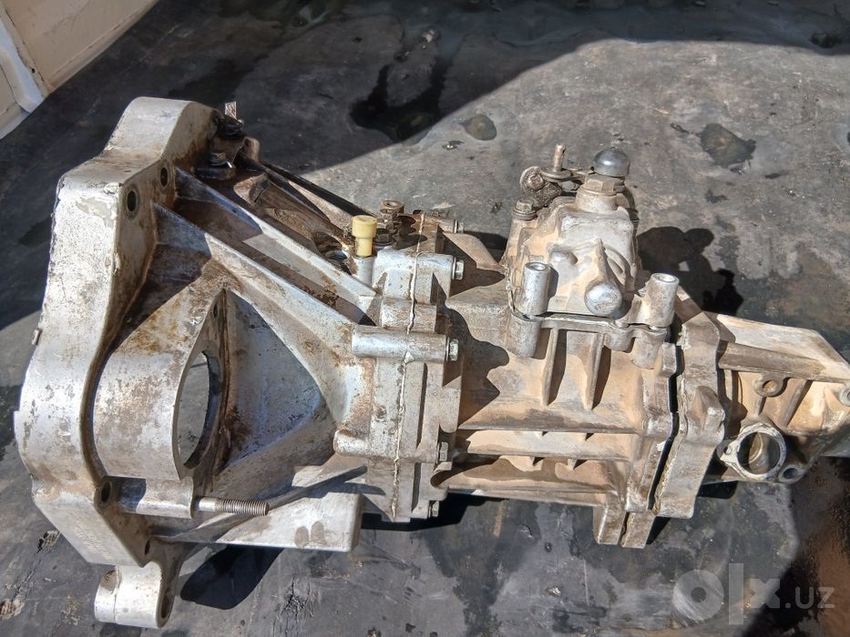 Changan  98 karobka zapchast xonanda xamma narsasi bor