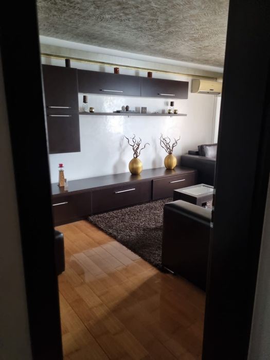 Închiriez apartament 2 camere