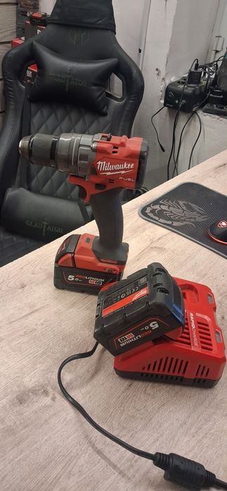 Milwaukee Шурупаёрт M18