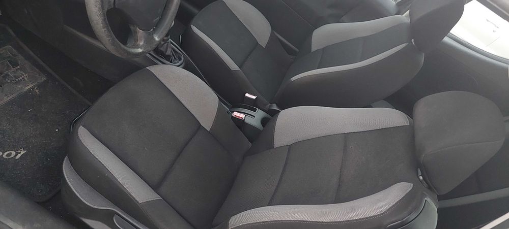 Peugeot 207 1,4 i , Пежо 207 на части! 
Февруари 2009