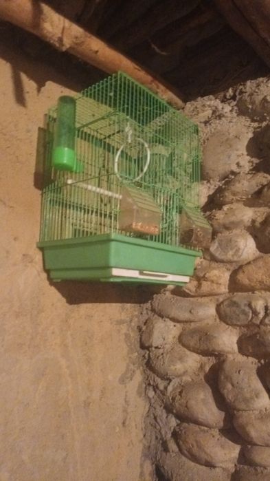 Клетка для птиц.